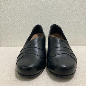 Clarks black women´s shoes size 5.5 medium, heel height 1.5 inches cushioned